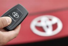 实用至上！丰田决定用机械钥匙替换智能钥匙：原因无奈 - v2ra小站