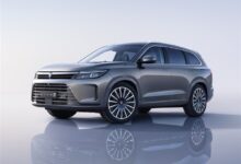 紧跟特斯拉 问界尾款减免8千元？华为回应：是赠送的保险 - v2ra小站