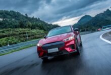 特斯拉官宣降价后 福特电马“舍命”跟进：最多便宜近3万 - v2ra小站