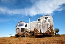 NASA公布载人月球探测车：最快10km/h 可供两名宇航员生活工作 - v2ra小站