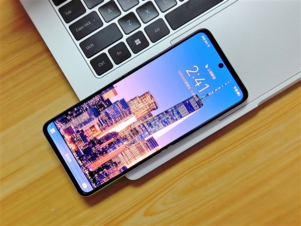 “小折叠”新标杆:华为Pocket S开箱图赏 - v2ra小站