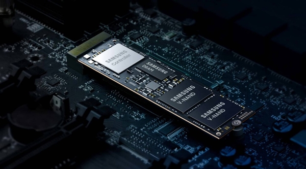 2TB 799很便宜？SSD硬盘还得降！三星量产第8代V-NAND闪存 - v2ra小站