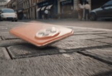 华为广告片走心了！女孩的Mate 50昆仑玻璃版摔地上 她反应令人意外 - v2ra小站