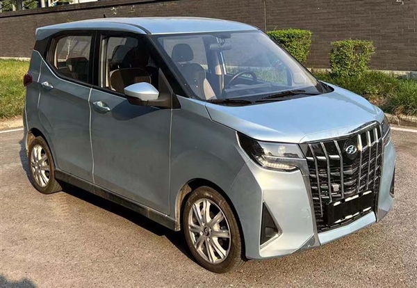 使劲薅丰田羊毛 中兴推全新纯电微型车:前脸埃尔法、尾灯亚洲龙 - v2ra小站