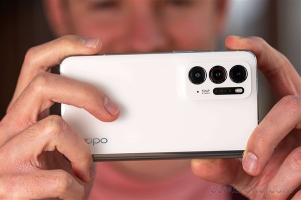 5.54英寸折叠屏罕见 OPPO Find N2曝光:能单手操作 - v2ra小站