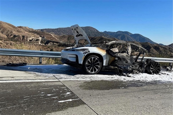 卖200万的豪车 贾跃亭心血之作FF91失火烧成渣:法拉第未来官方回应 - v2ra小站