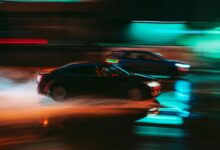 8辆宝马和1辆凯迪拉克凌晨市区飙车 最高时速177km/h！结果很刑 - v2ra小站