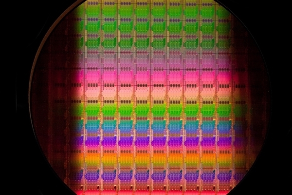 4nm良率无解：高通骁龙已放弃 三星自家Exynos 2300也跑了 - v2ra小站