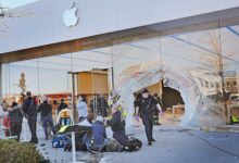 美国一辆丰田SUV冲进苹果商店造成惨烈事故：致1死19伤 - v2ra小站