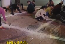 大妈为跳广场舞拿工具砍掉停车线 网友反讽:你们画错了 - v2ra小站