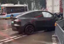 台州特斯拉连撞2车致2死1伤 亲友回应:车主有20年驾龄 没酒驾 - v2ra小站