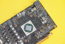 买它还是RTX 3060？AMD狂促RX 6600 当年加价买现在降幅近50% - v2ra小站