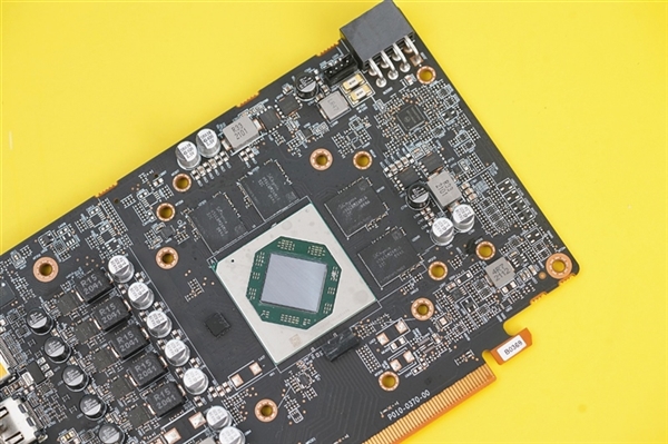 买它还是RTX 3060?AMD狂促RX 6600 当年加价买现在降幅近50% - v2ra小站