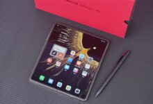 业界唯一3D纳米微晶外屏!荣耀Magic Vs至臻版凤羽金图赏 - v2ra小站