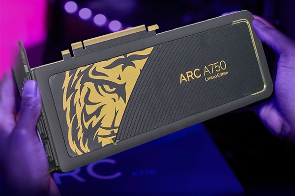 2469元!Intel为中国大陆定制土豪金Arc A750显卡 - v2ra小站