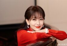 69岁赵雅芝亮相 红色露肩长裙引网友惊叹：真不老女神 - v2ra小站