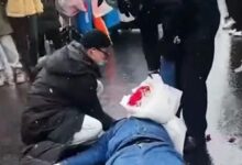 当心女主播！榜一大哥网恋大妈被骗255万 还有被拒见面男子捧玫瑰躺断桥 - v2ra小站