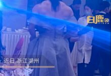 伴娘穿露肩礼服肌肉健硕画面太美不敢看 网友：真金刚芭比 - v2ra小站