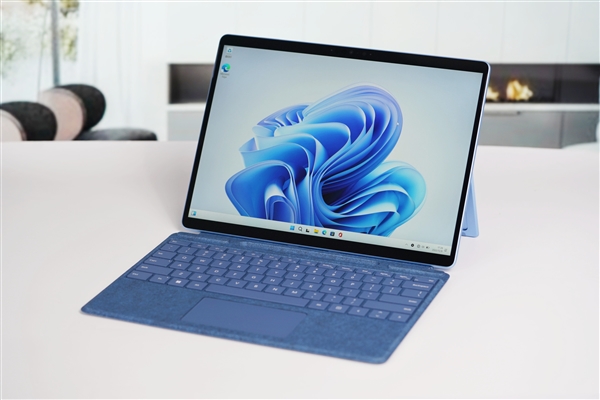 仅878g！微软Surface Pro 9二合一轻薄本图赏 - v2ra小站