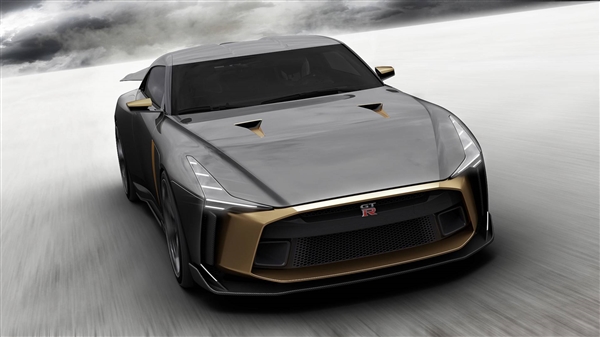 小甜甜变成牛夫人 日产：计划推出全新高性能跑车接替GT-R - v2ra小站