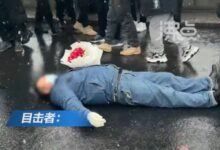 女主播拒绝线下见面!男子捧玫瑰躺在雪中断桥2小时:被民警带走 - v2ra小站