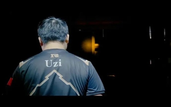 狂小狗复出无望 Uzi直播时感慨:遗憾总是贯彻人生 - v2ra小站
