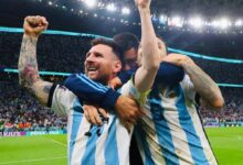 梅西半决赛一战创多项纪录 与莫德里奇拥抱：赛后发微博网友祝贺 - v2ra小站