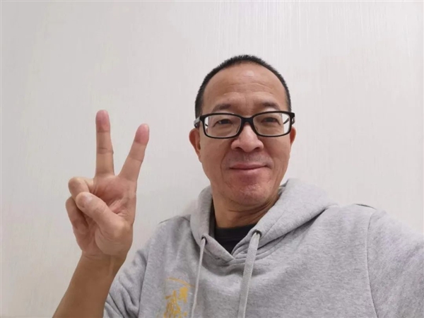 俞敏洪称不敢进高档美发店:一顿好酒肉没有了 心疼 - v2ra小站