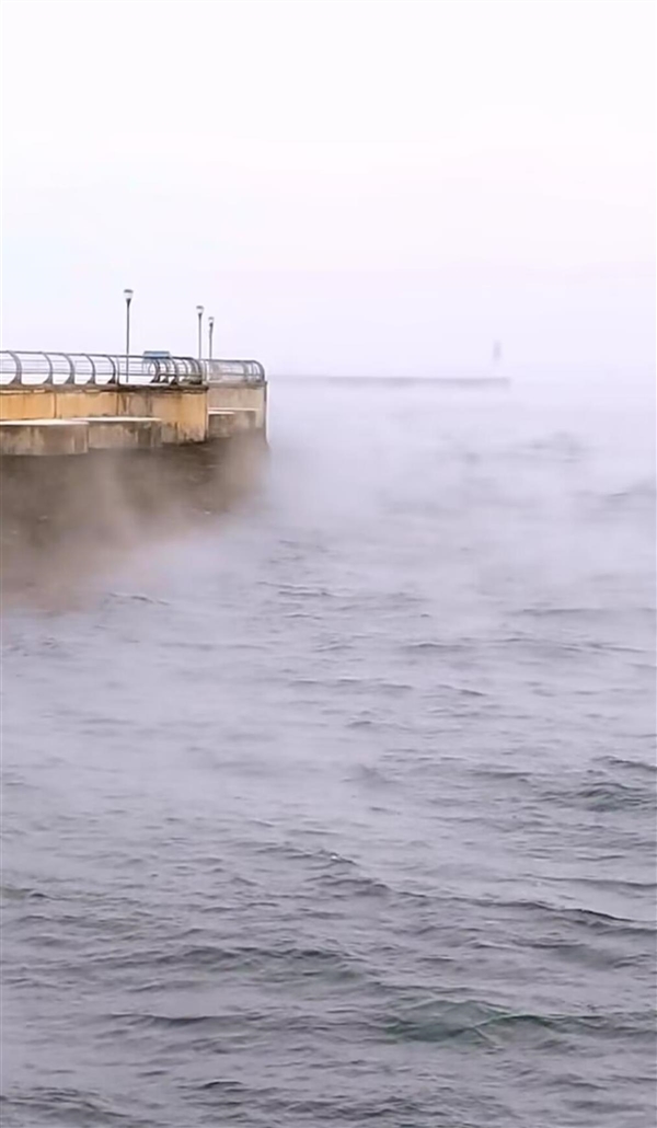 大连、青岛海面冻开锅了!雾气缭绕如仙境:专家科普海浩奇观 - v2ra小站
