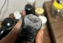 火球坠入浙江 警方带走疑似陨石碎片：现场砸出六七厘米深坑 - v2ra小站