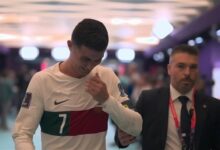 再见C罗！C罗赛后痛哭：葡萄牙0-1摩洛哥 非洲球队首进4强 - v2ra小站