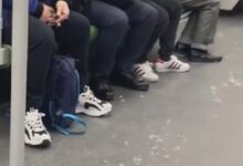 乘客羽绒服炸开 绒毛飘满地铁车厢：这是为什么呢？ - v2ra小站