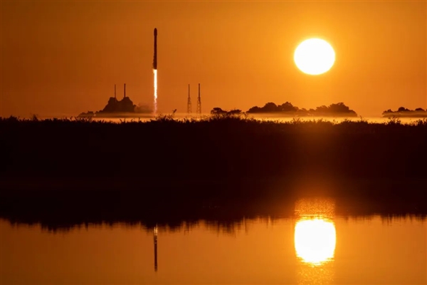 SpaceX为美国太空军发射全新GPS卫星：3倍精度、8倍抗干扰 - v2ra小站