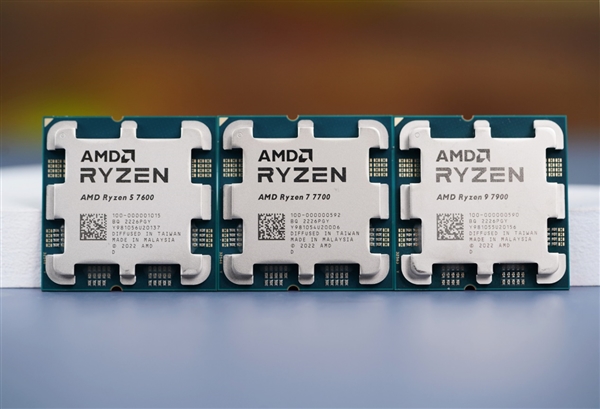 AMD三颗新U齐发!锐龙9 7900、锐龙7 7700、锐龙5 7600图赏 - v2ra小站