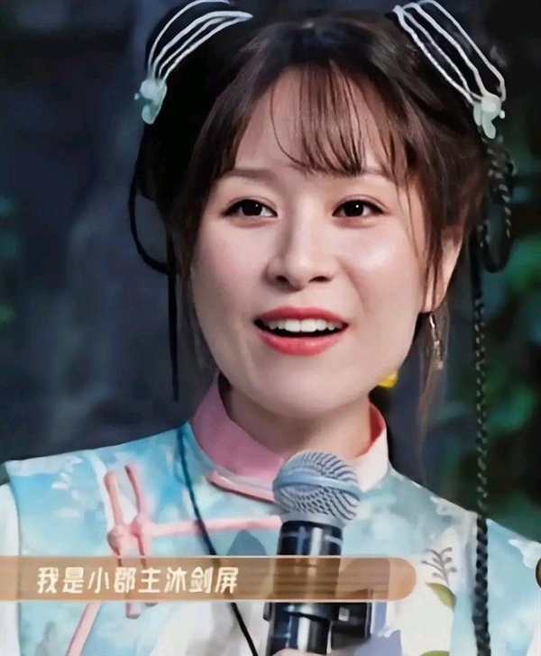 《鹿鼎记》主演时隔24年重聚:小宝的四个老婆 她几乎没变 - v2ra小站