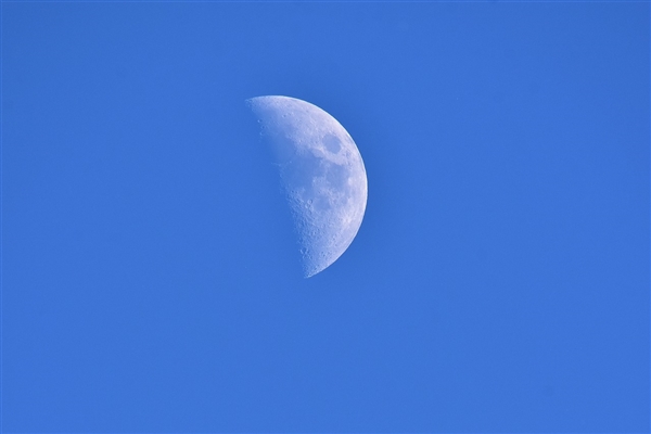 准备月球背面着陆 我国2024年将发射鹊桥二号中继星 - v2ra小站