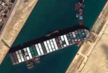 苏伊士运河差点又被堵!开往中国的货船搁浅 6.5万吨乌克兰玉米 - v2ra小站