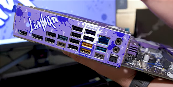 不愧是妖板之王 华擎13代酷睿Z790主板配23个USB:可惜无USB4 - v2ra小站